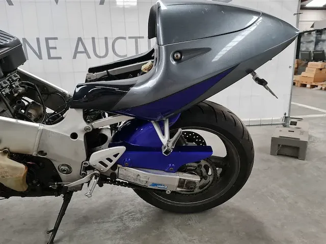 Suzuki gsxr 600 1997 - afbeelding 2 van  10