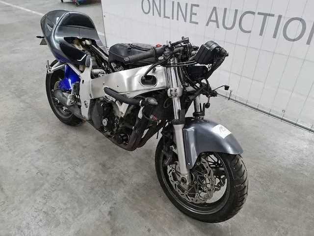 Suzuki gsxr 600 1997 - afbeelding 6 van  10