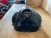 Suzuki gsxs 750 tank onderdeel - afbeelding 7 van  7
