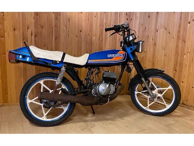 Suzuki gt 50 bundel - bromfiets - afbeelding 8 van  13
