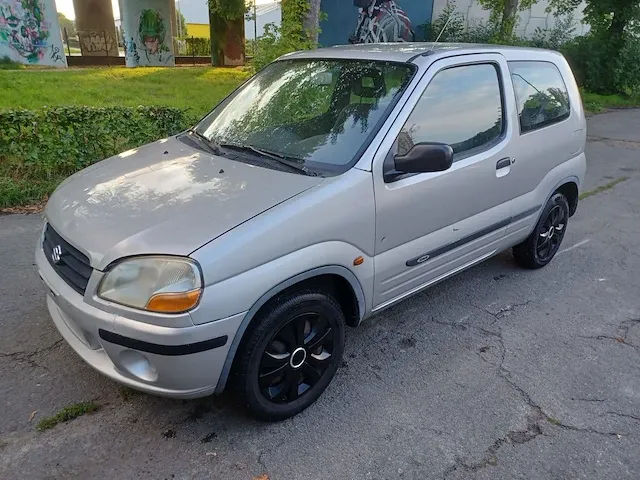 Suzuki ignis, 2002 - afbeelding 1 van  17