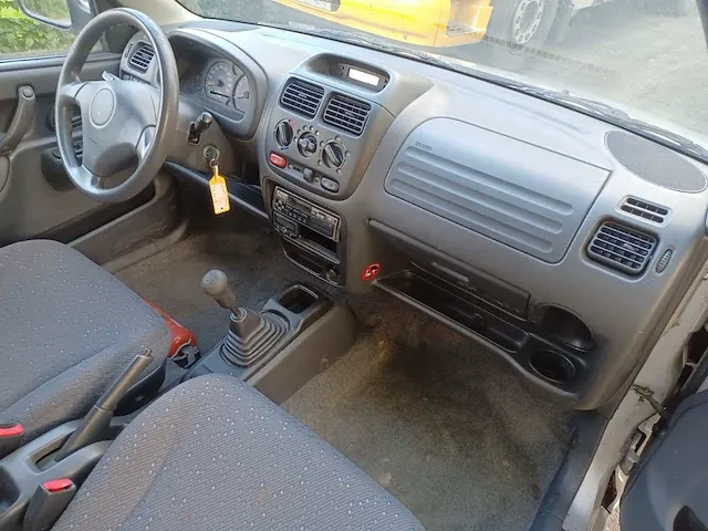 Suzuki ignis, 2002 - afbeelding 12 van  17