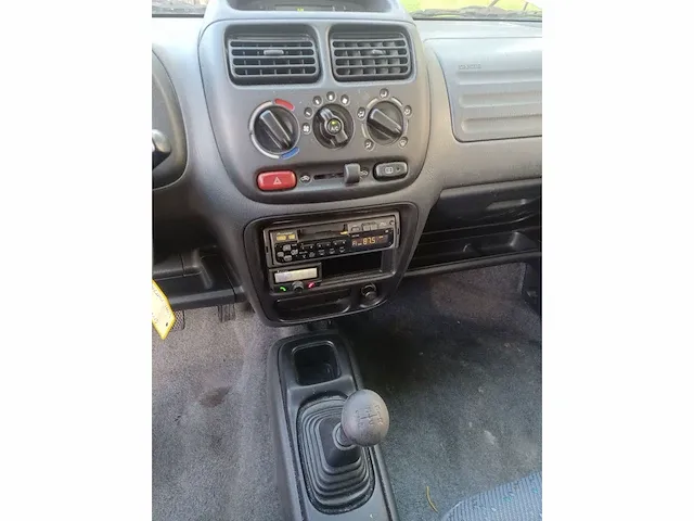 Suzuki ignis, 2002 - afbeelding 15 van  17