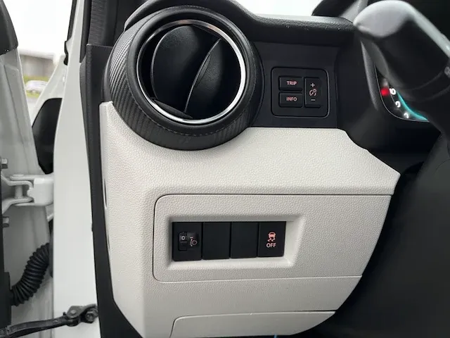 Suzuki ignis,2018 - afbeelding 19 van  28