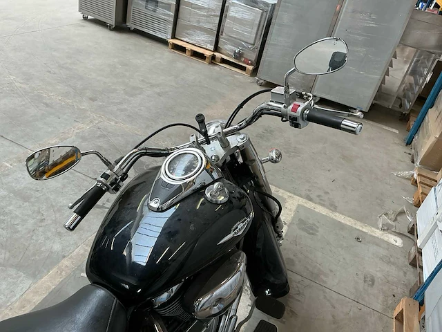 Suzuki intruder motorfiets - afbeelding 9 van  11