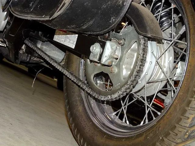 Suzuki intruder vl125 - afbeelding 11 van  24