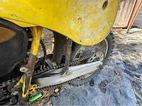 Suzuki rm 125 motorfiets - afbeelding 9 van  11