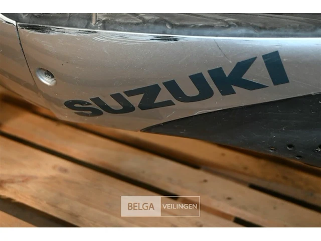 Suzuki scooter - afbeelding 6 van  7