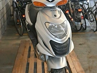 Suzuki scooter - afbeelding 7 van  7