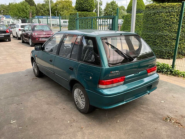 Suzuki swift glx personenauto - afbeelding 26 van  26