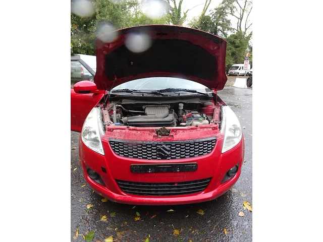 Suzuki swift - afbeelding 9 van  19