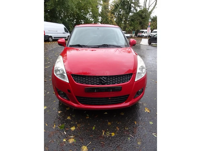 Suzuki swift - afbeelding 12 van  19