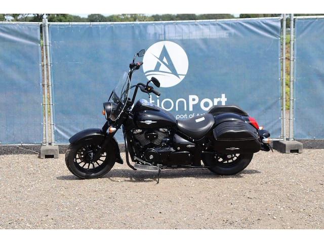 Suzuki vl800b benzine 53pk 2015 - afbeelding 1 van  1