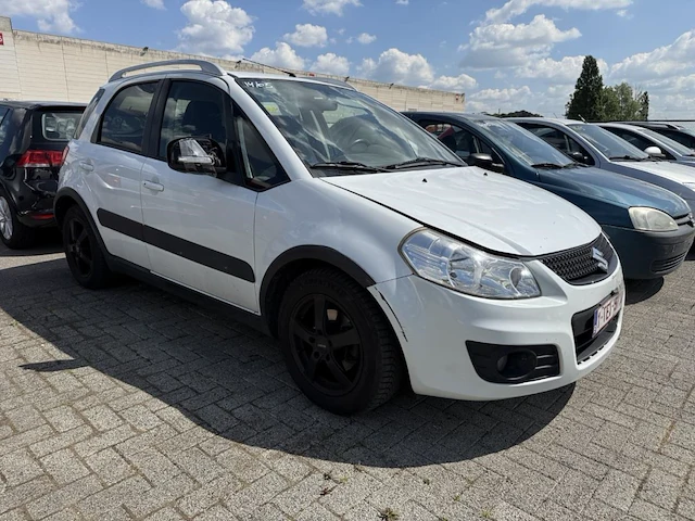 Suzuki,sx4 sx4 1.6i gl 107 at,2013 - afbeelding 23 van  33