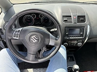 Suzuki,sx4 sx4 1.6i gl 107 at,2013 - afbeelding 33 van  33