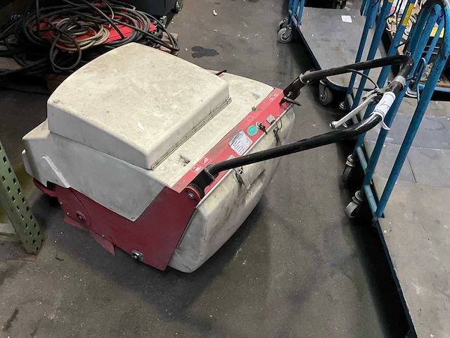 Sweeper noas-680 veegmachine - afbeelding 2 van  4