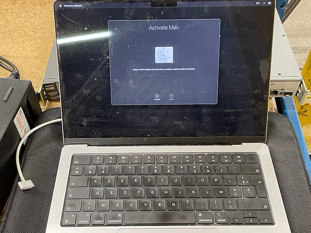 Switch hp - afbeelding 1 van  2