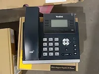Switch huawei + 2x telefoon yealink - afbeelding 2 van  6