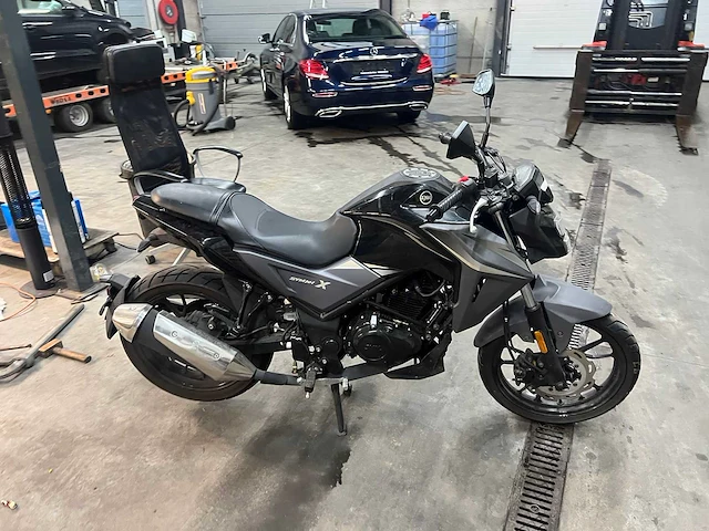 Sym - 125 - brommer - afbeelding 2 van  15