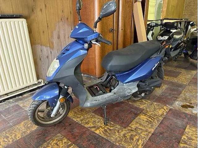 Sym - orbit - light mopeds & light motorised scooters - afbeelding 1 van  8