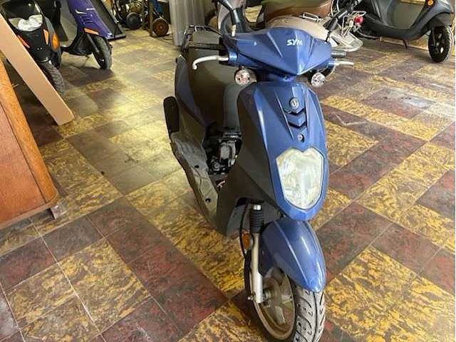 Sym - orbit - light mopeds & light motorised scooters - afbeelding 2 van  8