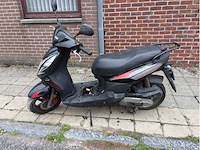 Sym - snorscooter - orbit ll - motorised scooter - afbeelding 1 van  11