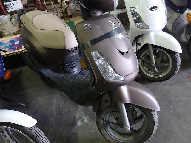 Sym 50 cc - afbeelding 1 van  6