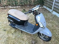 Sym ciddle scooter - afbeelding 2 van  5