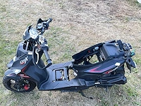 Sym crox scooter - afbeelding 7 van  7