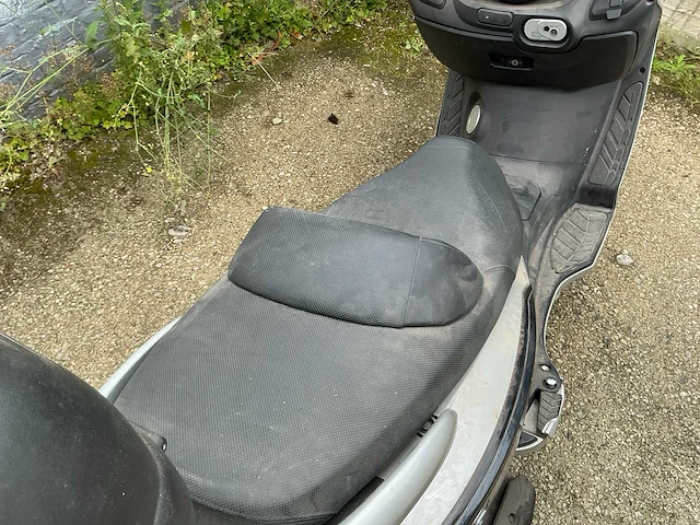Sym lm25 scooter - afbeelding 7 van  19