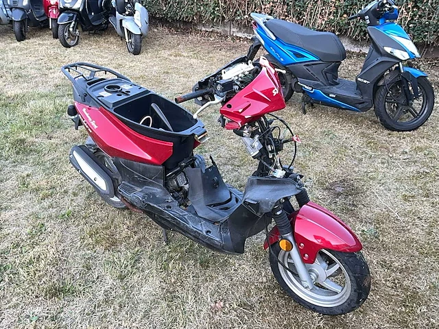 Sym orbit scooter - afbeelding 3 van  6