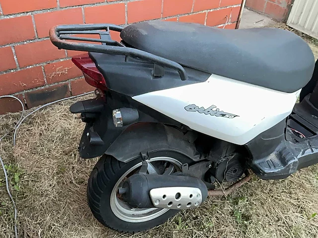 Sym orbit scooter - afbeelding 4 van  6