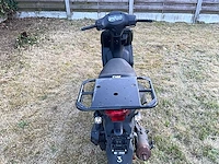Sym scooter - afbeelding 4 van  5