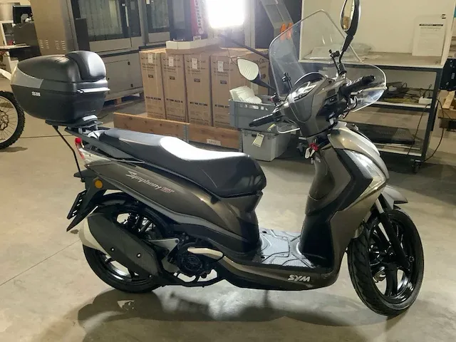 Sym symphony st xb scooter - afbeelding 14 van  19