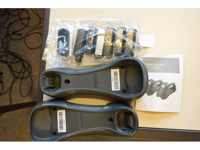 Symbol barcode scanner ls3478 spare parts; battery, cradle, ... - afbeelding 1 van  2