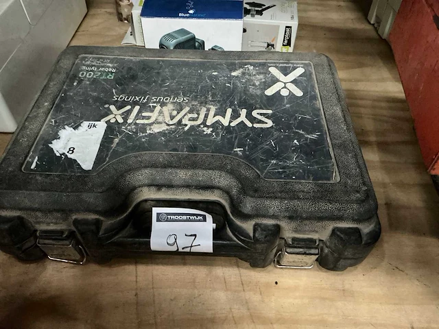 Sympafix rt200 accu vlechtmachine - afbeelding 5 van  5