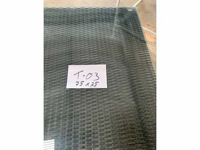 T-03 tafel + 2 stoelen - afbeelding 2 van  4