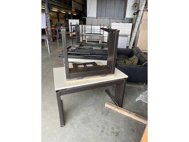Table (10x) - afbeelding 2 van  6
