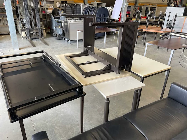 Table (10x) - afbeelding 3 van  6