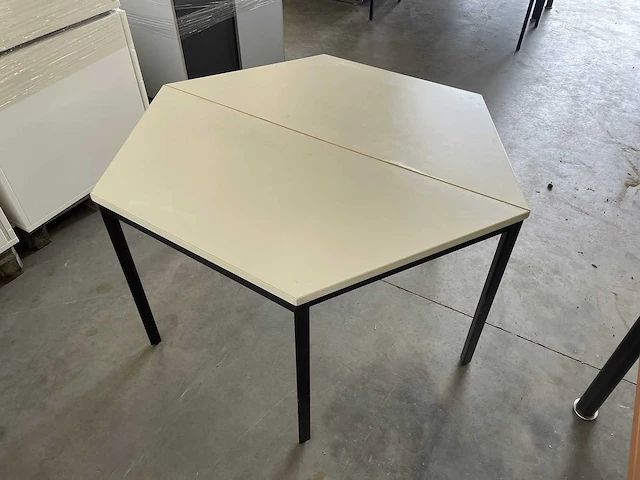 Table (10x) - afbeelding 6 van  6