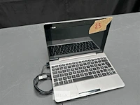 Tablet met toetsenbord - afbeelding 1 van  1