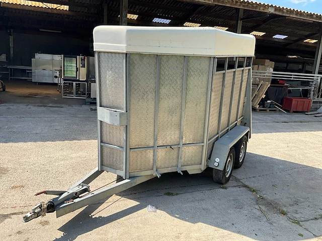 Tack - l-2700-2 - 2004 - dieren aanhangwagen - afbeelding 1 van  26