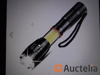 Tactische draagbare lamp + cob - afbeelding 1 van  6