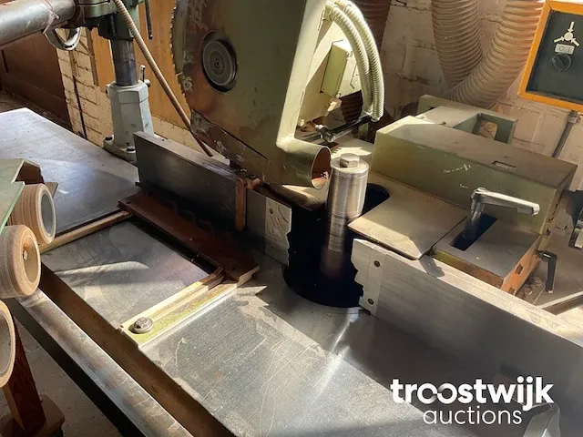 Tafel- en spilfreesmachine - afbeelding 4 van  8