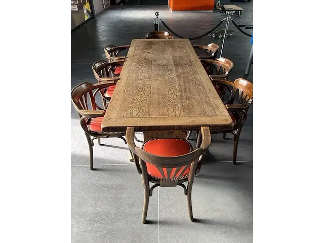 Tafel 2m20 met 8 stoelen - afbeelding 1 van  3