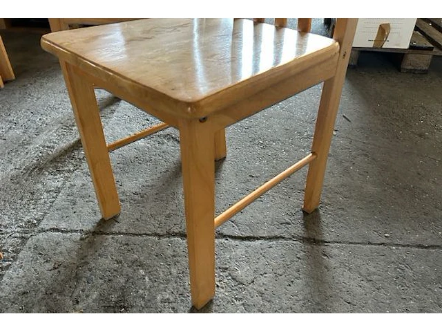 Tafel + 4 stoelen - afbeelding 5 van  5