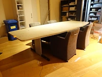 Tafel + 4x verrijdbare stoel - afbeelding 1 van  3
