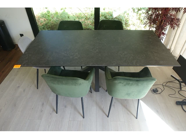 Tafel + 5x stoel - afbeelding 2 van  2