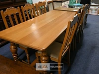 Tafel + 6 stoelen eik