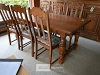 Tafel + 6 stoelen - afbeelding 2 van  2